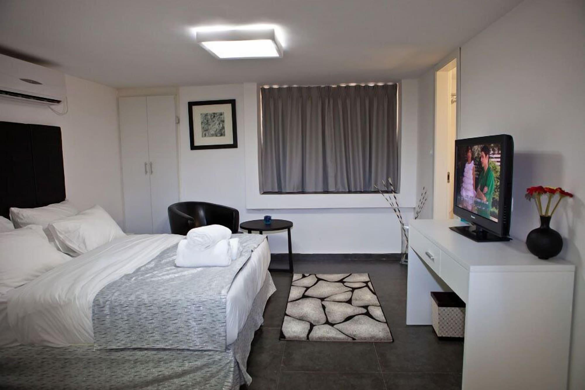 Geula Suites By Raphael Hotels Tel Aviv Exterior photo
