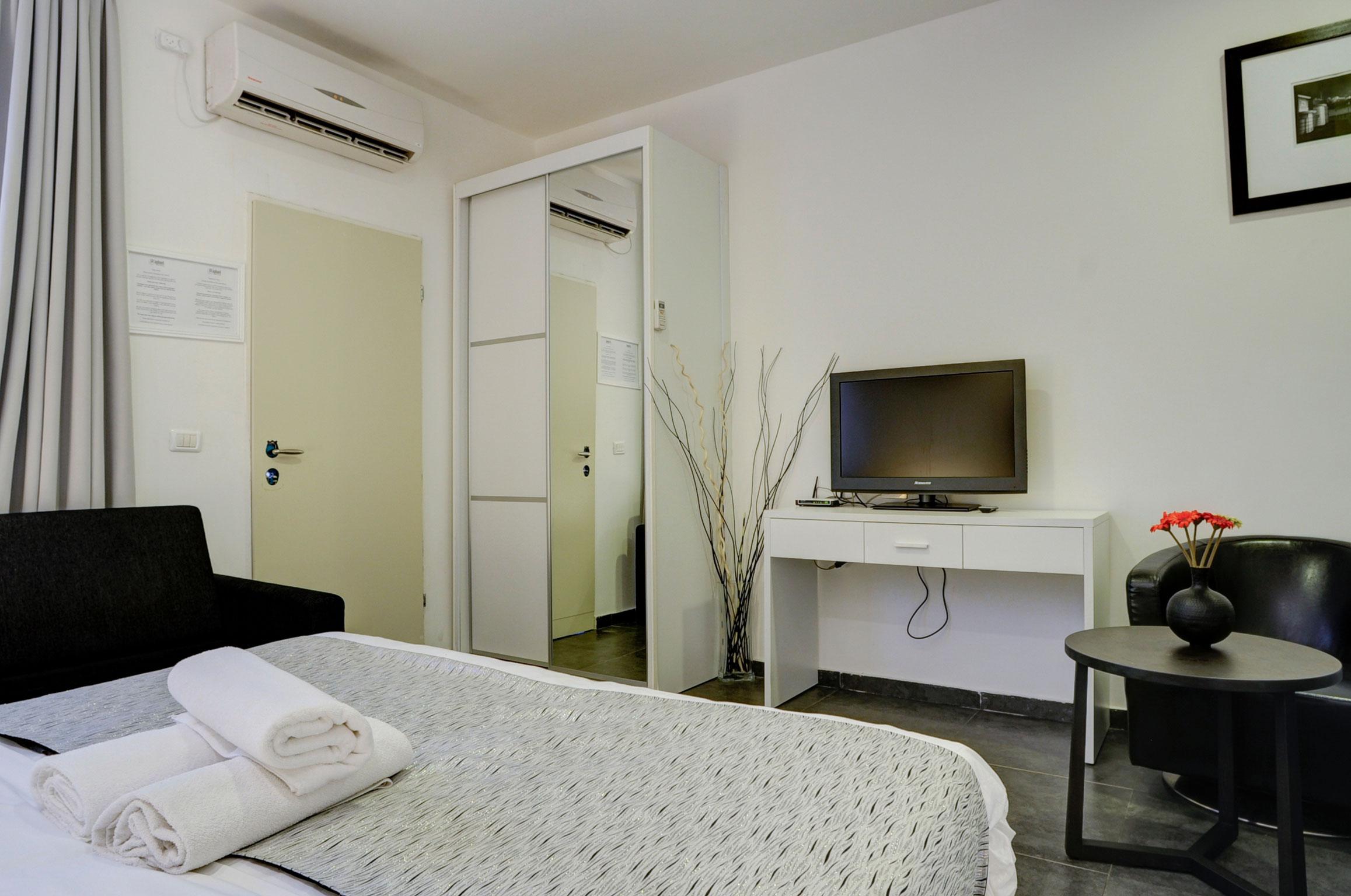Geula Suites By Raphael Hotels Tel Aviv Exterior photo